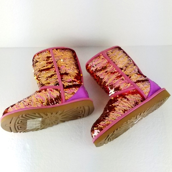 NWT UGG Sequin Short Boot - Picture 7 of 12
